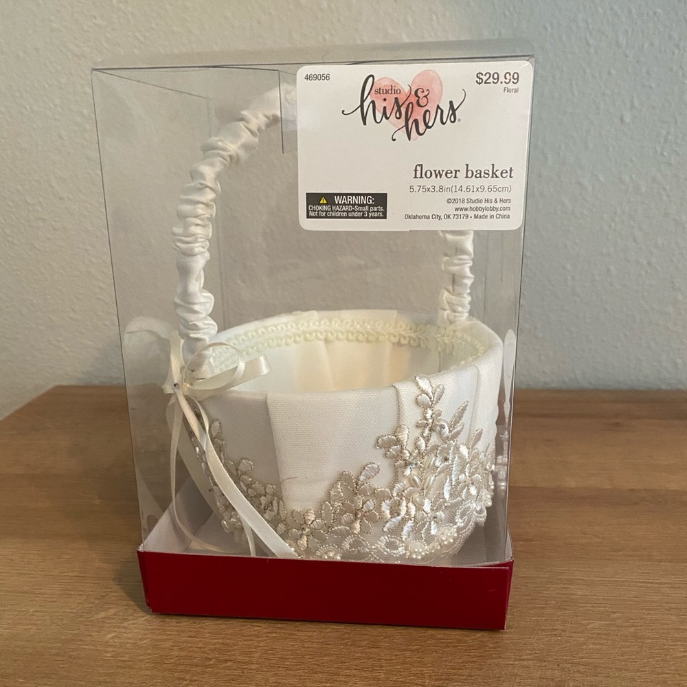 FLOWER GIRL BASKET